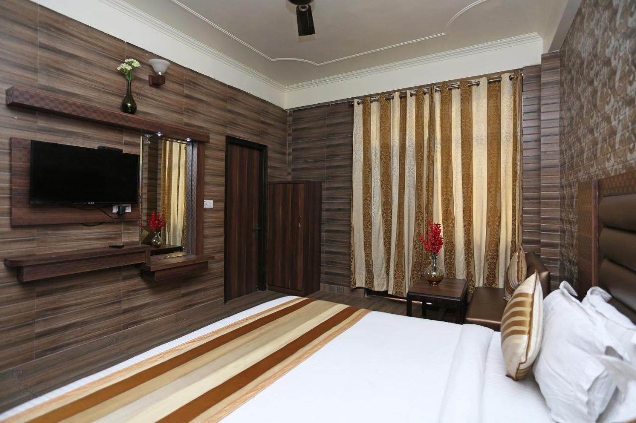 Oyo 5540 Etiler Hotel Katra  Bagian luar foto