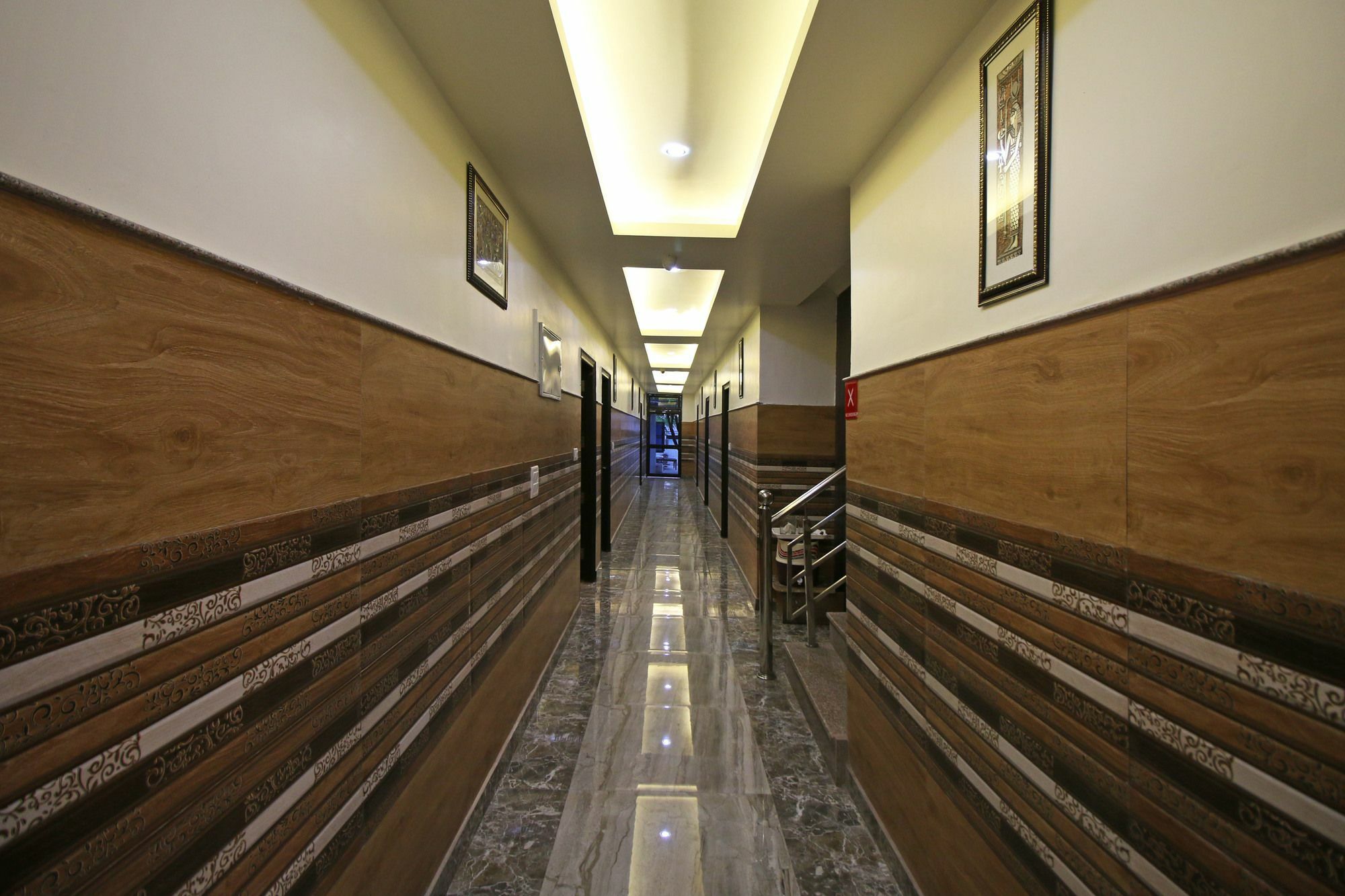 Oyo 5540 Etiler Hotel Katra  Bagian luar foto