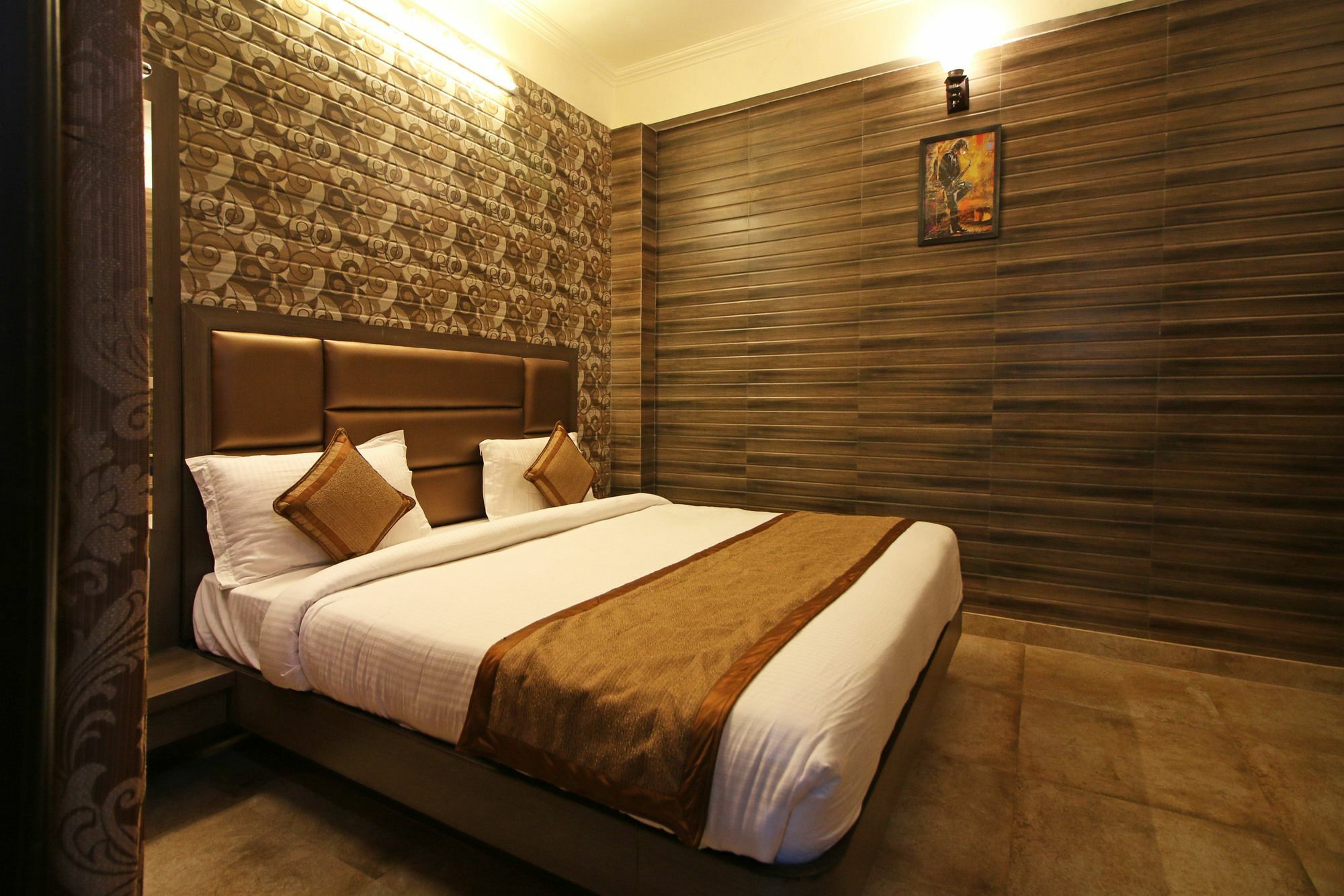 Oyo 5540 Etiler Hotel Katra  Bagian luar foto