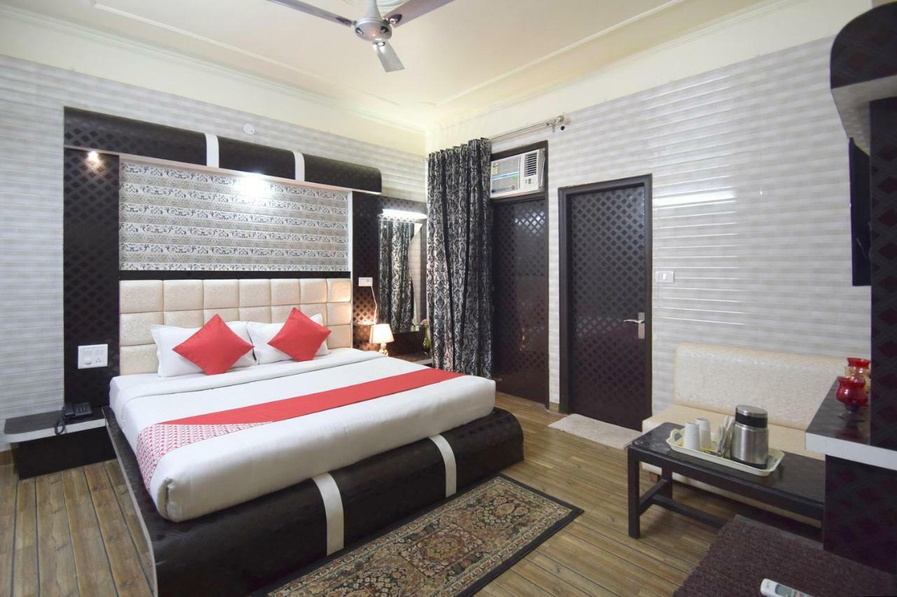 Oyo 5540 Etiler Hotel Katra  Bagian luar foto
