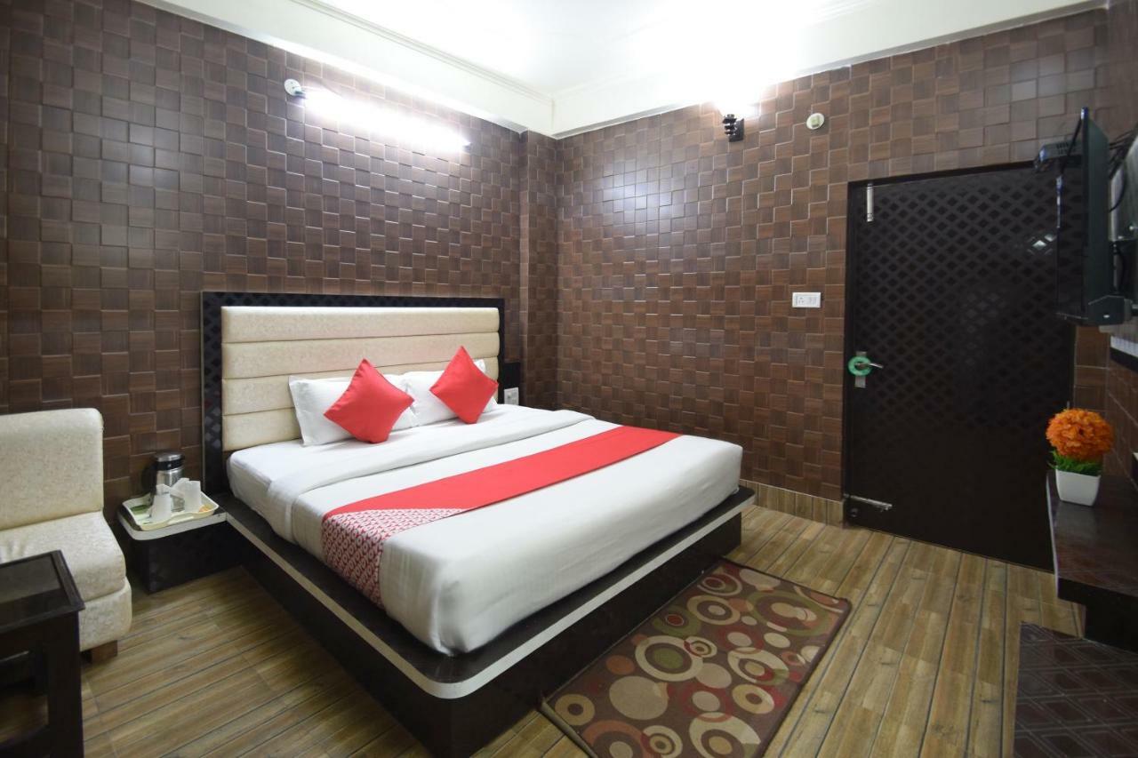 Oyo 5540 Etiler Hotel Katra  Bagian luar foto